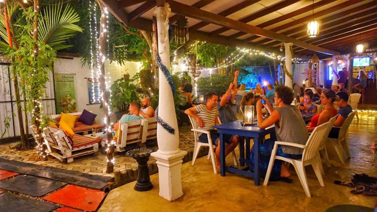 Boho Garden Guest House Mirissa Kültér fotó